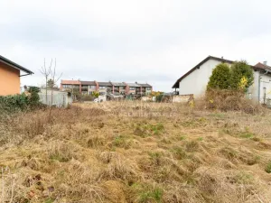 Pronájem komerčního pozemku, Dolní Břežany, Krátká, 585 m2