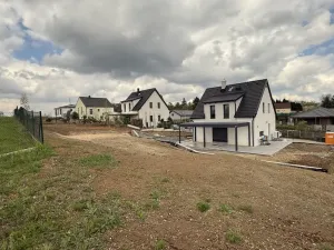 Prodej rodinného domu, Panenské Břežany, Nad Svatou Annou, 184 m2