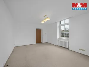 Prodej bytu 3+1, Jaroměř - Pražské Předměstí, Husova, 124 m2