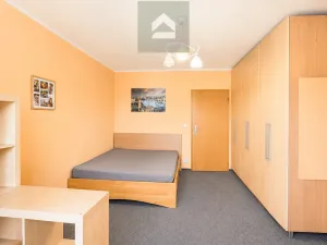 Prodej bytu 3+1, Plzeň - Lobzy, Dlouhá, 77 m2