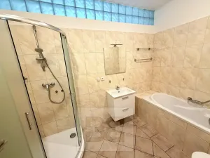 Pronájem bytu 3+1, Praha - Nové Město, Trojická, 95 m2