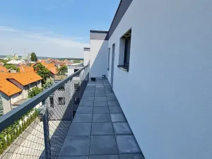 Pronájem bytu 2+kk, Kladno, Vrchlického, 56 m2