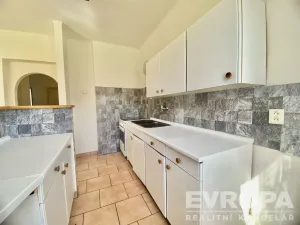 Prodej bytu 4+kk, Stříbrná Skalice, U Hřiště, 73 m2