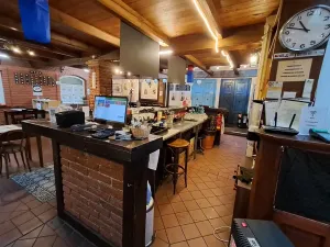 Pronájem restaurace, Praha - Bubeneč, Jaselská, 180 m2