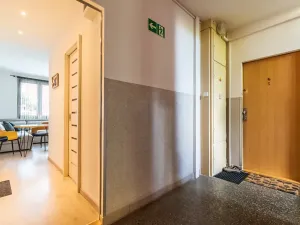 Pronájem bytu 2+kk, Praha - Kamýk, Zárubova, 39 m2