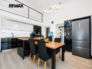 Prodej bytu 5+kk, Jabloňov, 154 m2