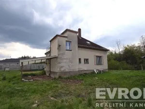 Prodej rodinného domu, Sezemice - Počaply, 150 m2