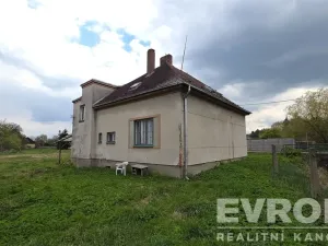 Prodej rodinného domu, Sezemice - Počaply, 150 m2