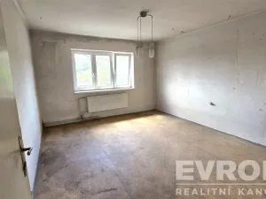 Prodej rodinného domu, Sezemice - Počaply, 150 m2