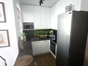 Pronájem bytu 3+kk, Praha, Vladycká, 55 m2