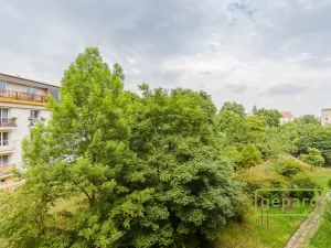 Prodej bytu 2+1, Praha, 28. pluku, 58 m2