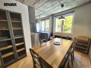 Pronájem bytu 2+kk, Praha - Záběhlice, Hlavní, 73 m2
