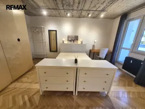 Pronájem bytu 2+kk, Praha - Záběhlice, Hlavní, 73 m2