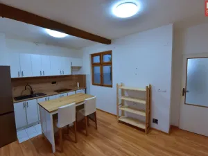 Pronájem bytu 3+1, Olomouc, Ztracená, 75 m2