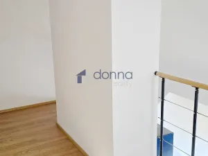 Pronájem bytu 2+kk, Praha, U plynárny, 75 m2
