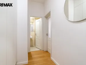Pronájem bytu 2+kk, Praha - Vinohrady, Korunní, 65 m2