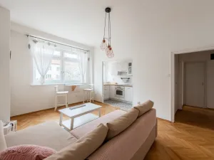 Pronájem bytu 2+kk, Praha - Vršovice, Kišiněvská, 52 m2