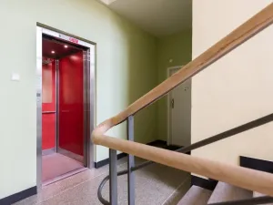 Pronájem bytu 2+kk, Praha - Vršovice, Kišiněvská, 52 m2