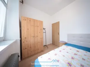 Pronájem bytu 1+1, Znojmo, Rumunská, 44 m2
