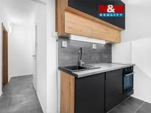 Pronájem bytu 1+1, Liberec - Liberec VI-Rochlice, Pazderkova, 35 m2