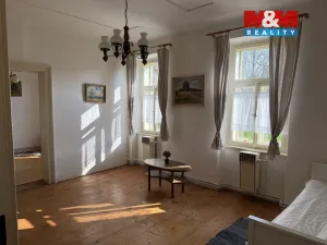 Pronájem bytu 2+1, Leština, 56 m2