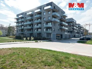 Prodej bytu 2+kk, Praha - Prosek, Čakovická, 97 m2
