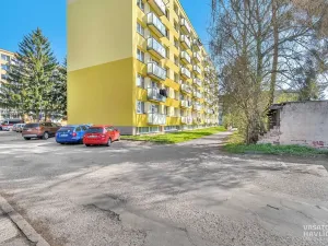 Pronájem bytu 1+kk, Dvůr Králové nad Labem, Macharova, 27 m2