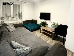 Pronájem bytu 3+kk, Jindřichův Hradec - Jindřichův Hradec II, Sládkova, 63 m2