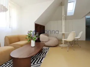 Pronájem bytu 2+kk, Praha, Fetrovská, 53 m2