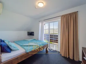 Prodej apartmánu, Strachotín, Sklepní, 160 m2