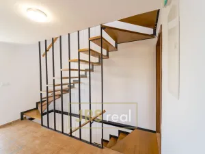 Prodej apartmánu, Strachotín, Sklepní, 160 m2