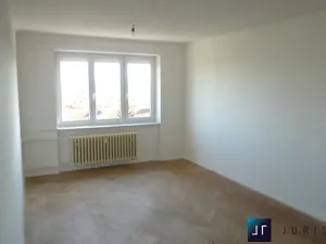Prodej bytu 3+1, Praha - Strašnice, Černokostelecká, 64 m2