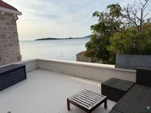 Prodej vícegeneračního domu, Prvić Šepurine, 1200 m2