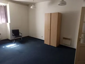 Pronájem kanceláře, Praha, Dobrovského, 28 m2