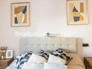 Prodej bytu 4+kk, Alicante, Španělsko, 102 m2