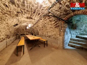 Prodej činžovního domu, Hroznětín, Mlýnská, 327 m2