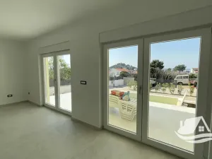 Prodej vily, Tribunj, Chorvatsko, 210 m2