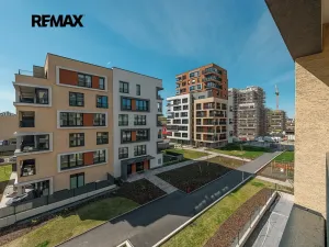 Pronájem bytu 3+kk, Praha - Hloubětín, Poděbradská, 77 m2