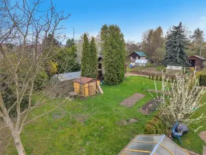 Prodej pozemku pro bydlení, Hradec Králové, Na Dubech, 353 m2