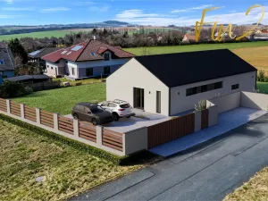 Prodej pozemku, Miskovice, 1172 m2