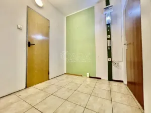 Prodej bytu 1+1, Jirkov, Červenohrádecká, 35 m2