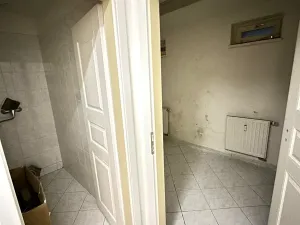 Prodej obchodního prostoru, Karlovy Vary, Zámecký vrch, 111 m2