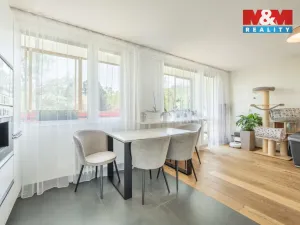 Prodej bytu 3+1, Praha - Prosek, Bílinská, 54 m2