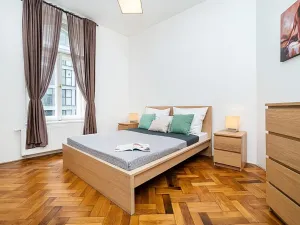 Pronájem bytu 2+kk, Praha - Nové Město, Navrátilova, 48 m2