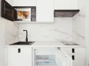 Pronájem bytu 1+kk, Praha - Strašnice, Petrovická, 23 m2