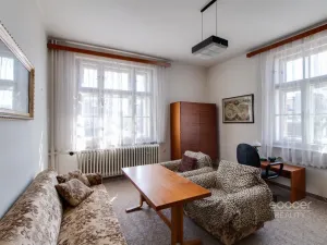 Pronájem komerční nemovitosti, Praha - Horní Počernice, Dobšická, 150 m2