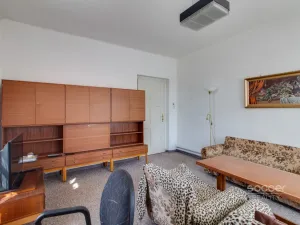 Pronájem komerční nemovitosti, Praha - Horní Počernice, Dobšická, 150 m2