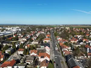 Pronájem komerční nemovitosti, Praha - Horní Počernice, Dobšická, 150 m2