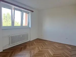 Pronájem bytu 3+1, Jihlava, Erbenova, 75 m2