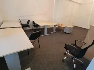 Pronájem kanceláře, Praha - Karlín, 42 m2